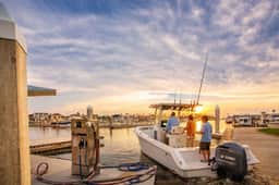 Marina Del Bell | Boat Slip + Elevator + Pool - Image 2