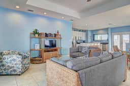 Casa Las Palmas - Boardwalk to the Beach! - Image 3