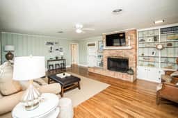 Oleander House - Pet Friendly! PRIVATE POOL! - Image 4
