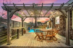 Oleander House - Pet Friendly! PRIVATE POOL! - Image 5