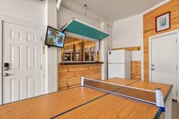 No Regrets - PET FRIENDLY & Game Room! - Image 2