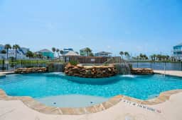 Yellowfin Inn | Ocean Views + Pet Friendly! - Image 3