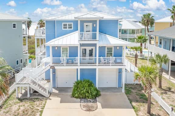 Casa Azul- Boardwalk to the Beach! - Image 1
