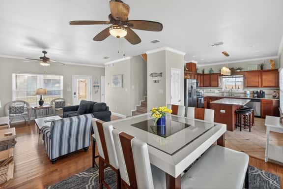 Yellowfin Inn | Ocean Views + Pet Friendly! - Image 1