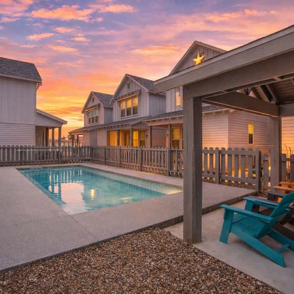 Sea Glass Cottage - Beach Gear Credit Included! - Image 1