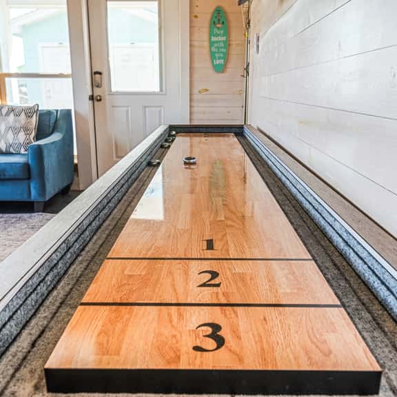 Paradise Azul - Shuffleboard! - Image 1