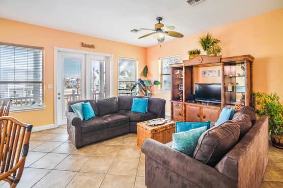 Villa Laguna - Pet Friendly! Beach Gear Credit Included! - Image 3