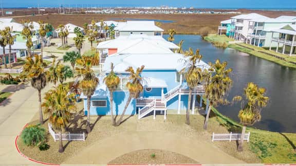 Villa Laguna - Pet Friendly! Beach Gear Credit Included! - Image 5