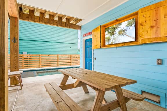 Why Knot Relax - Heated PRIVATE Pool! Beach Gear Credit Included - Image 5