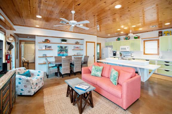 The RITZ Tarpon - Beach Gear Credit Included! - Image 3