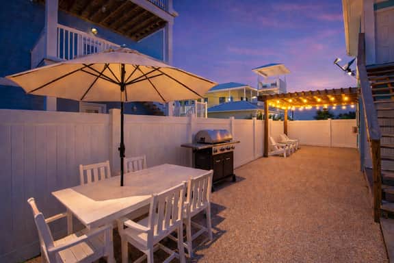 Coconut Hut - Game Room + Pet Friendly! - Image 4