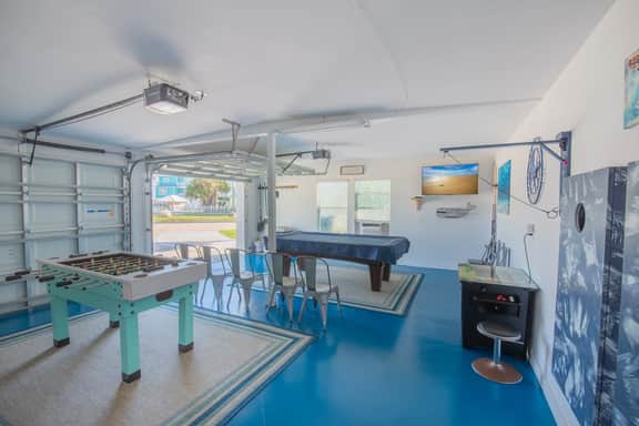 Aqua Dreams - Pet Friendly! Heated Private Pool! - Image 2