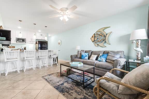 Sunrise Villa 105 - BOARDWALK TO THE BEACH - Image 3