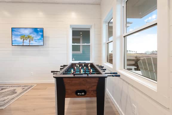 Beach to Bay - OCEAN VIEWS! Private Pool! - Image 3