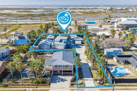 High Tide Hideaway - Private Pool, Pet Friendly, Golf Cart! - Image 3