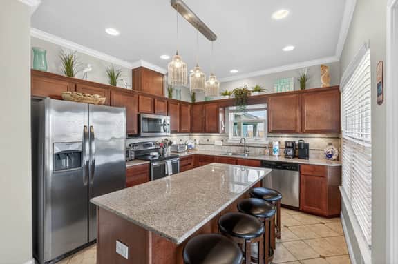 Yellowfin Inn | Ocean Views + Pet Friendly! - Image 5